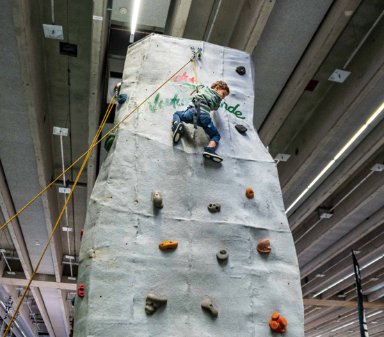 Alpinmesse 2023 - Kletterturm | © Congress Messe Innsbruck Alpinmesse 2023 - Kletterturm | © Congress Messe Innsbruck